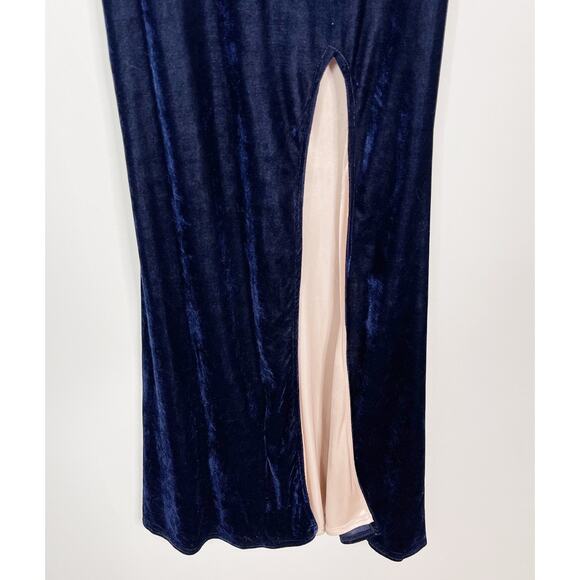 City Studios Juniors Size 5 Blue Velvet Off The Shoulder Gown Dress Split V Neck - Picture 5 of 14